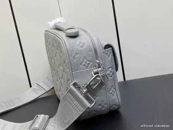 Official oldcobbler LOUIS LOCK S VUITTON MESSENGER 0520